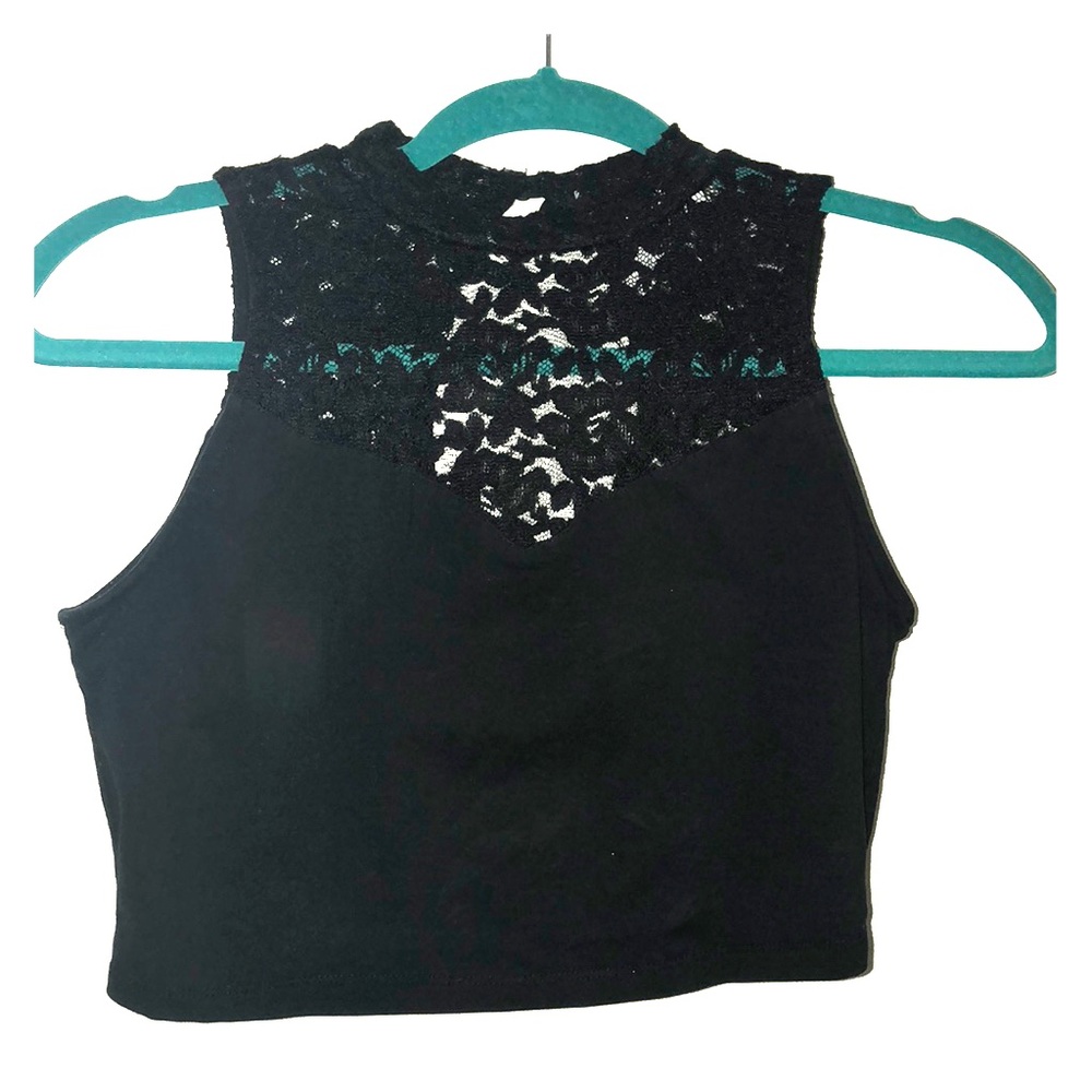 Black crop top